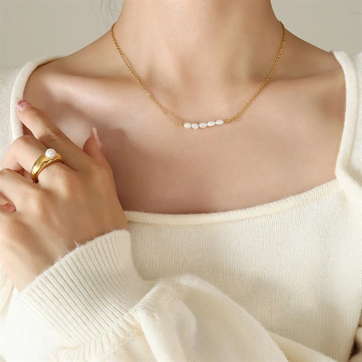 Pearl Bar Necklace suppliers