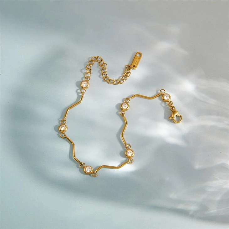Station Round CZ Bracelet high quality